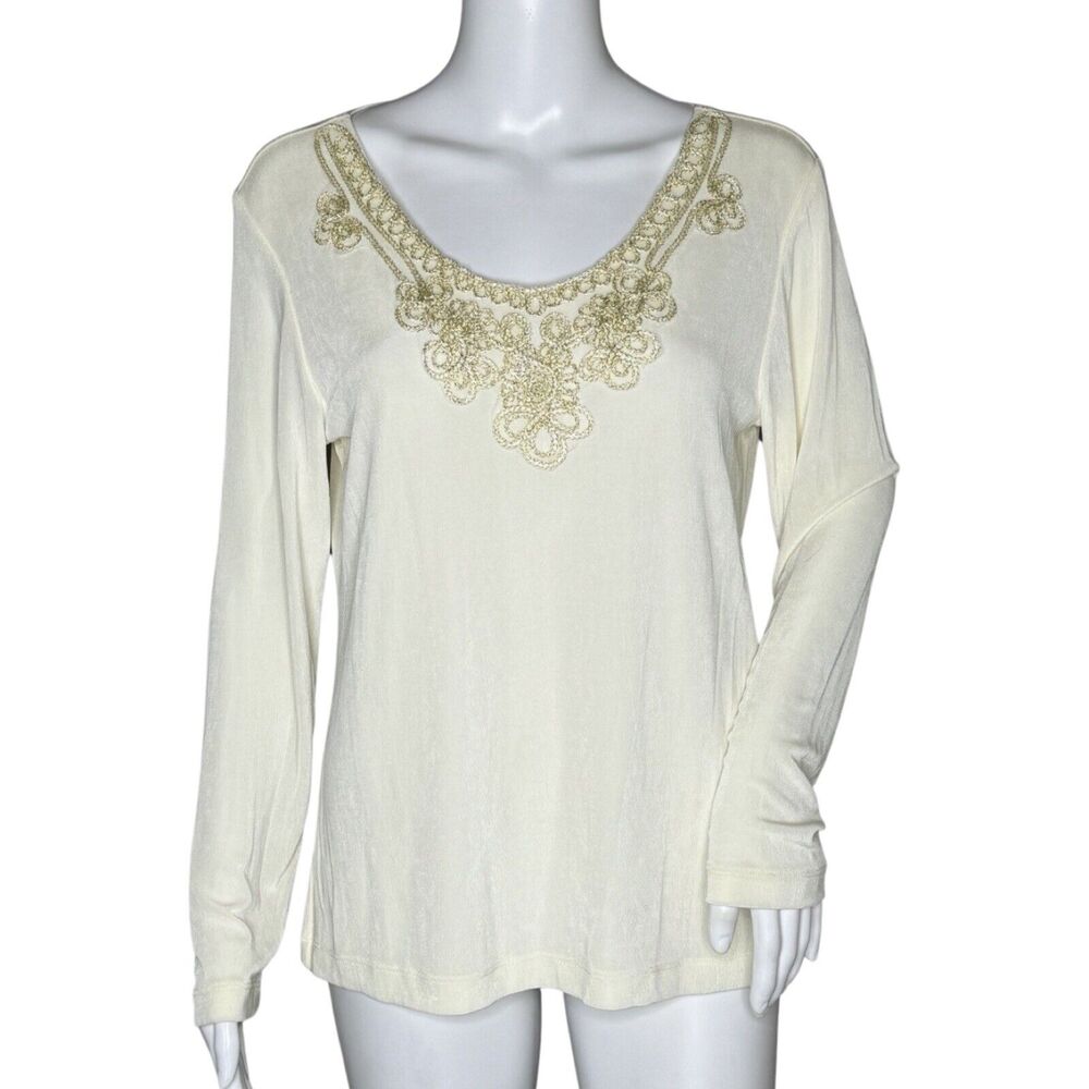 Chicos Shirt Womens Medium Cream Gold Embroidery Travelers Slinky Minimalist